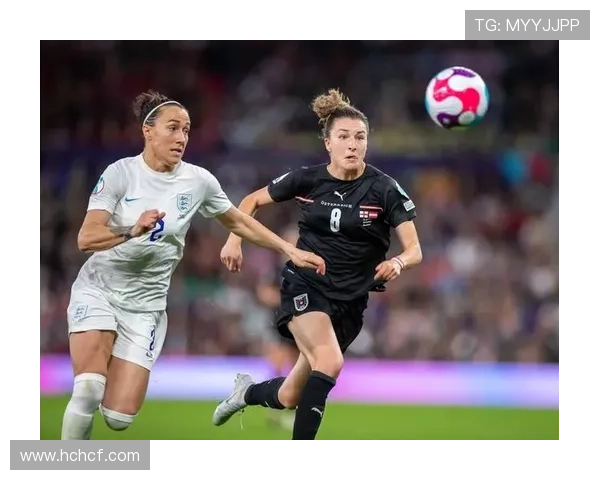 奥地利女足前员工偷窥判缓刑 奥地利女足前员工偷窥判缓刑