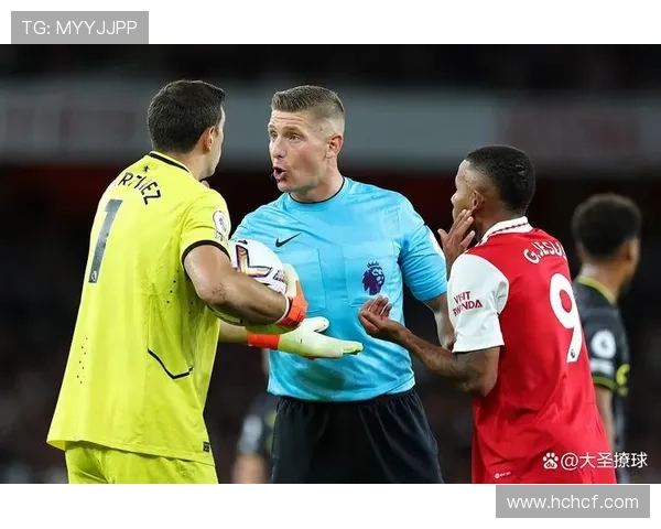 嫩哨,30岁裁判布斯克茨-费雷尔首次执法马德里德比 嫩哨,30岁裁判布斯克茨-费雷尔首次执法马德里德比